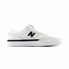 NM417LV1 Shoe, White / Black