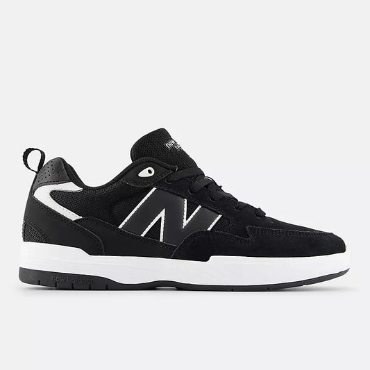 NM808LBW Shoe, Black / White