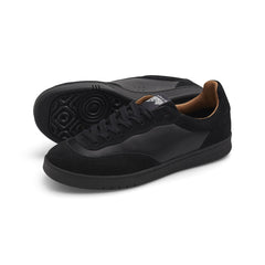 CM001 Shoe Suede / Leather, Black / Black