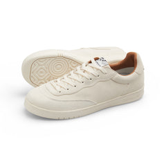 CM001 Lo Shoe Suede, White