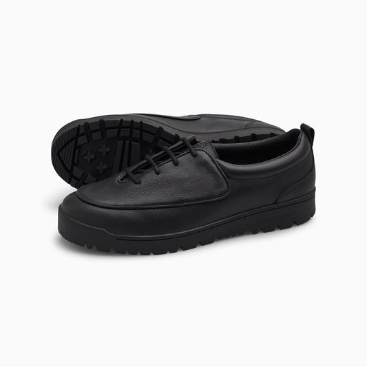 GM001 Shoe, Black / Black