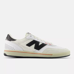 NM440NO2 Shoe, White