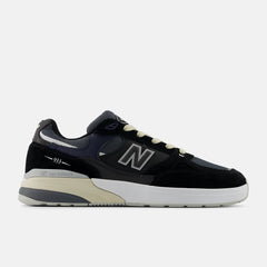 NB Numeric 933 Andrew Reynolds Shoe, Black / Eclipse