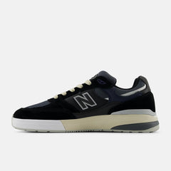 NB Numeric 933 Andrew Reynolds Shoe, Black / Eclipse