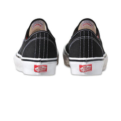 Skate Authentic, Black / White