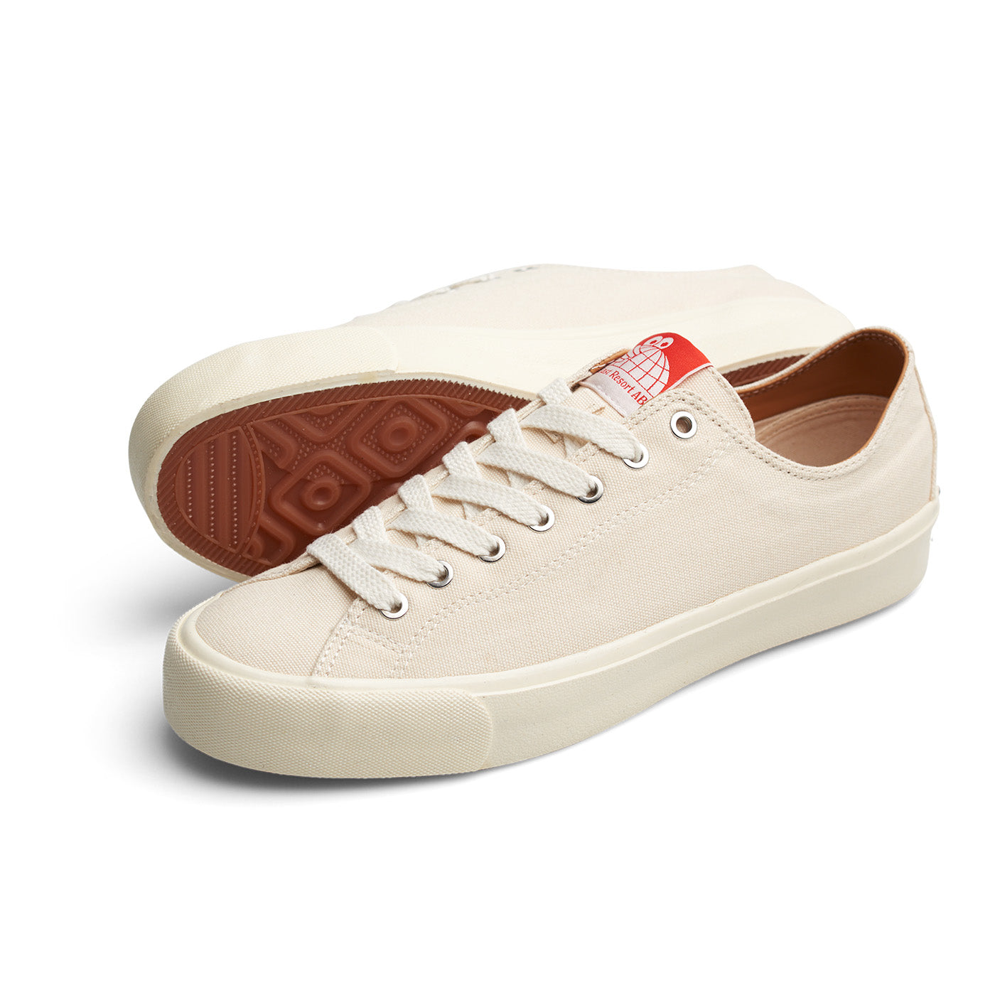 VM003 Shoe, White