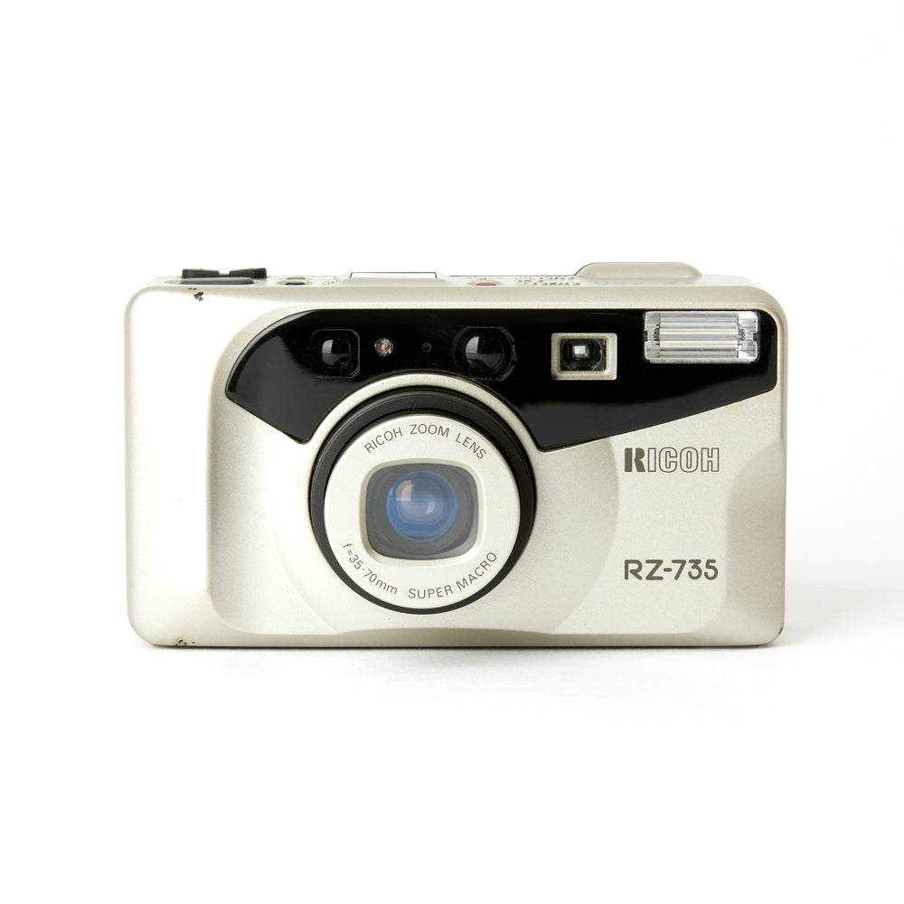 Ricoh RZ-735 35mm Film Camera